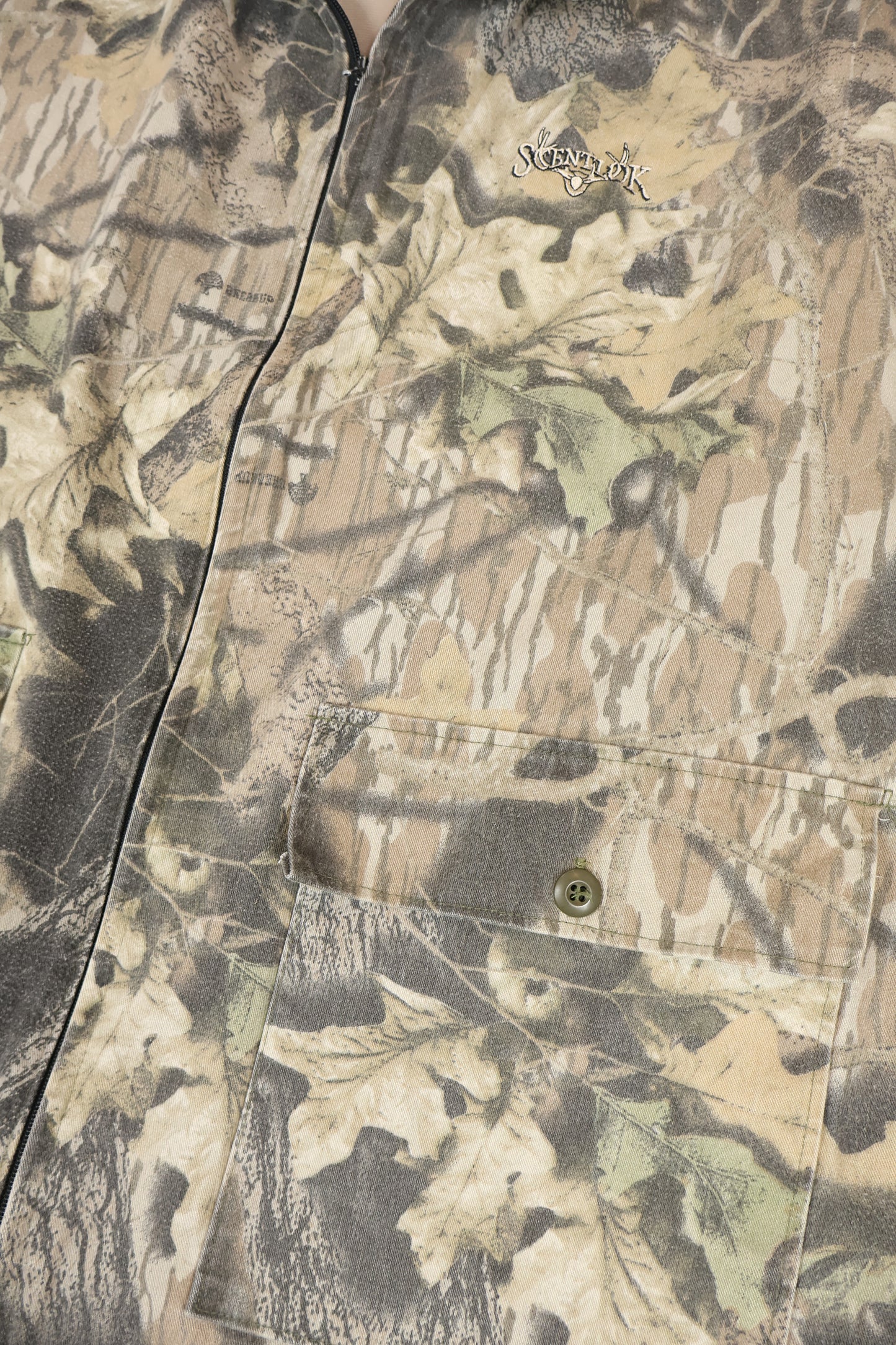 Vintage Real Tree Camo Jacket Image 3