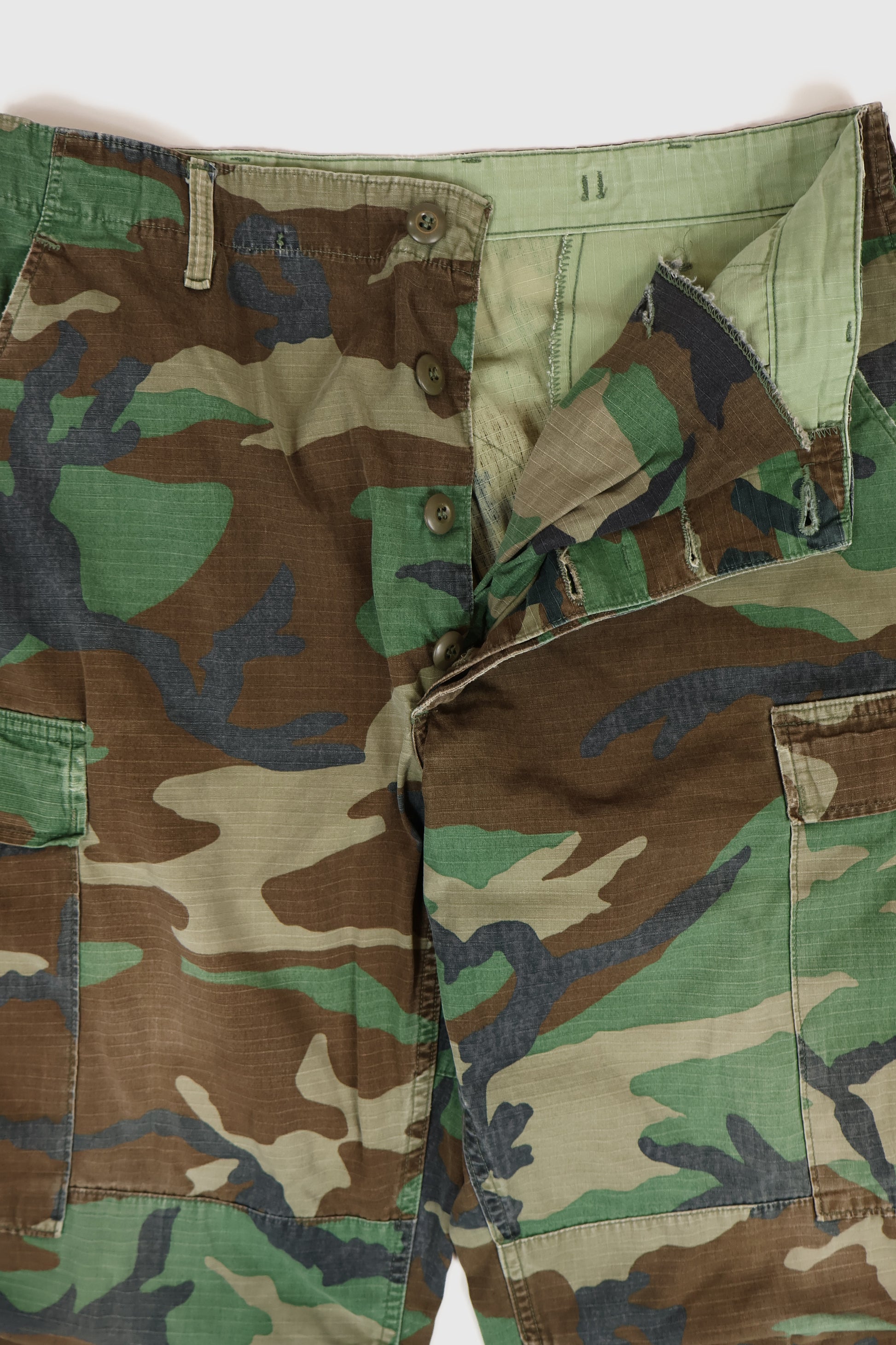Vintage Camo Pants 01 Image 3