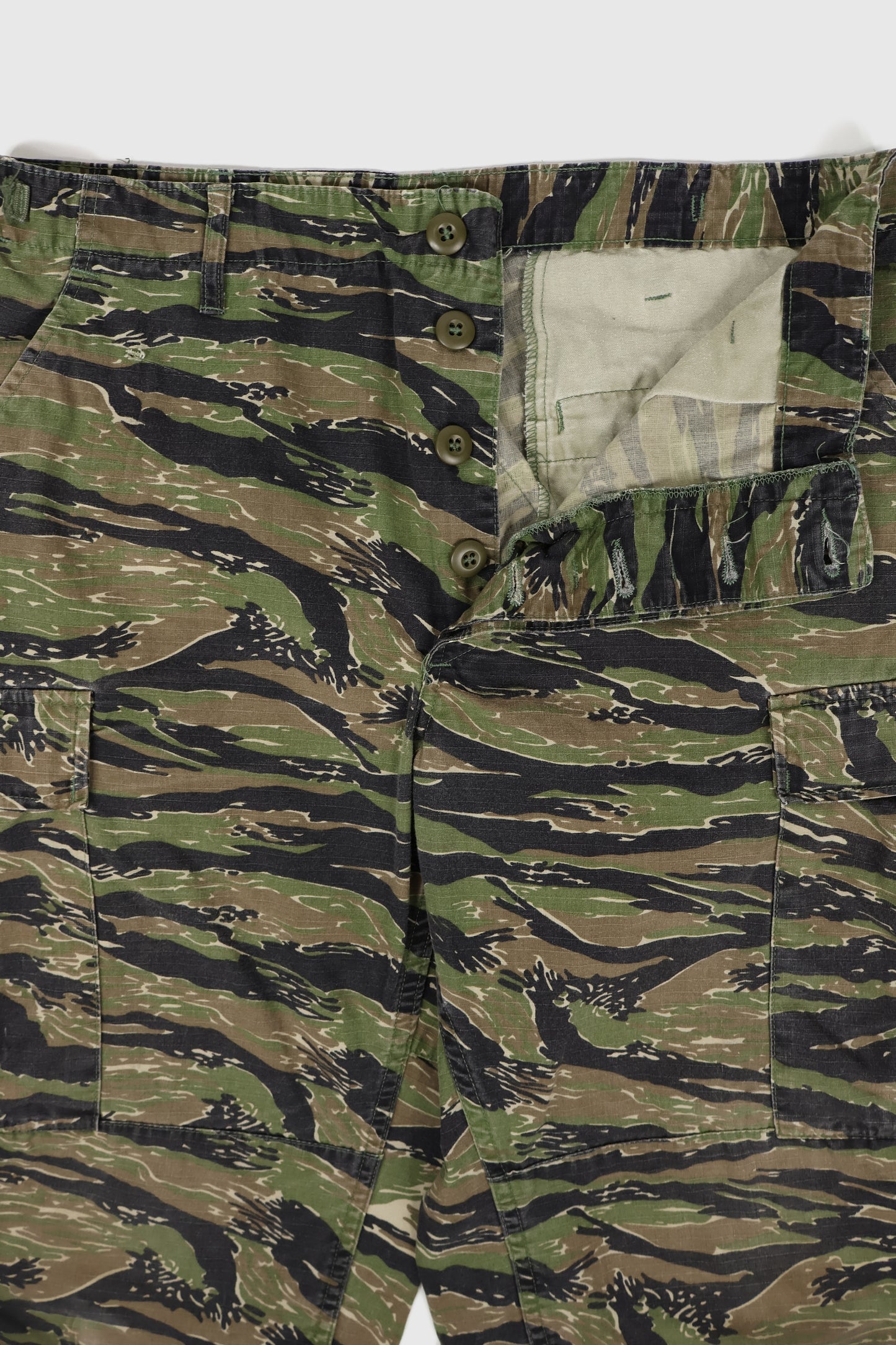 Vintage Camo Pants 02