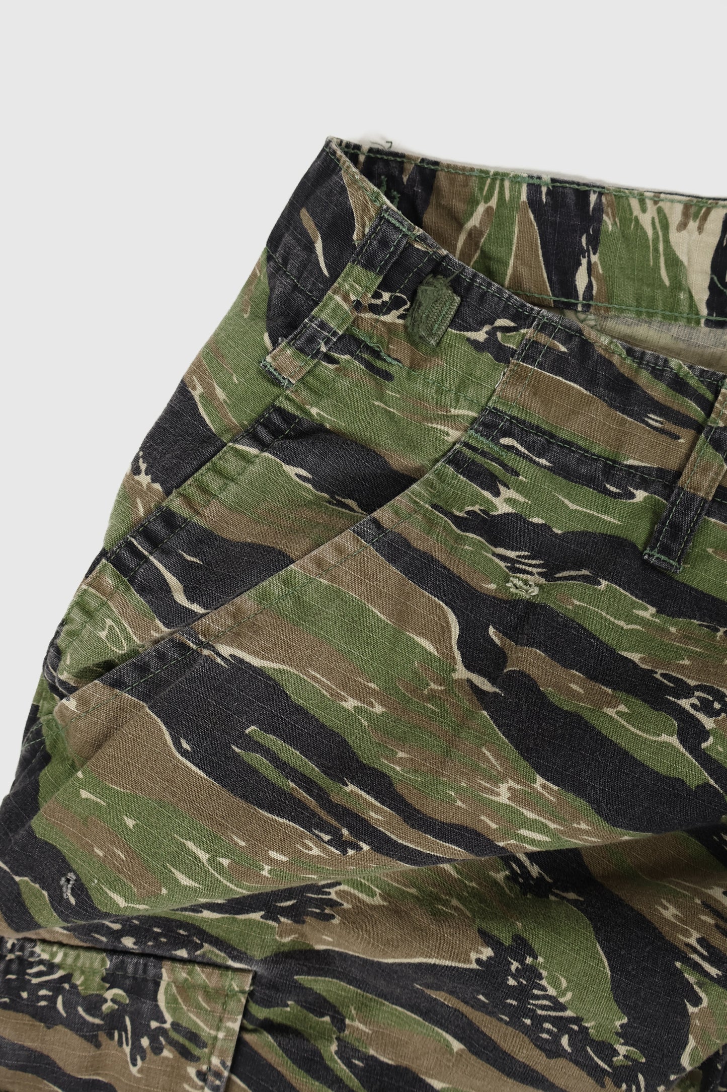 Vintage Camo Pants 02