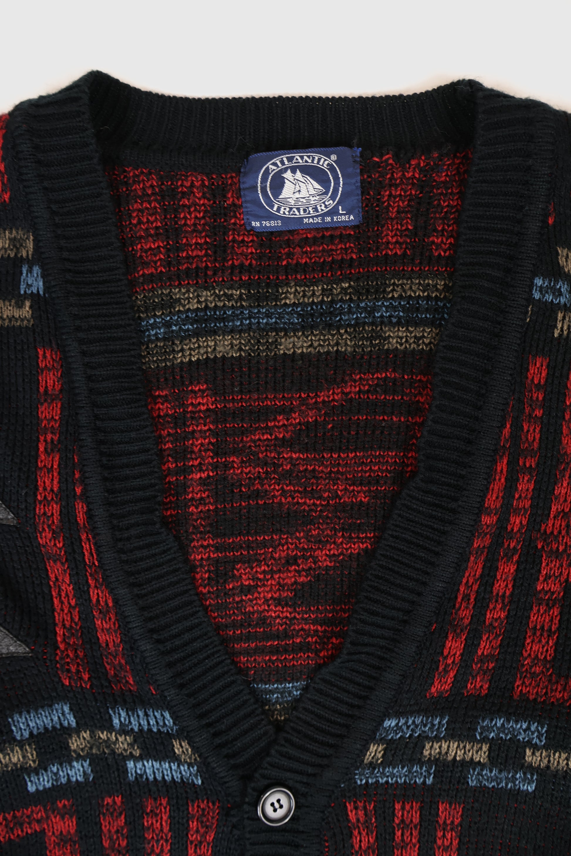 Vintage Cardigan 01 Image 3