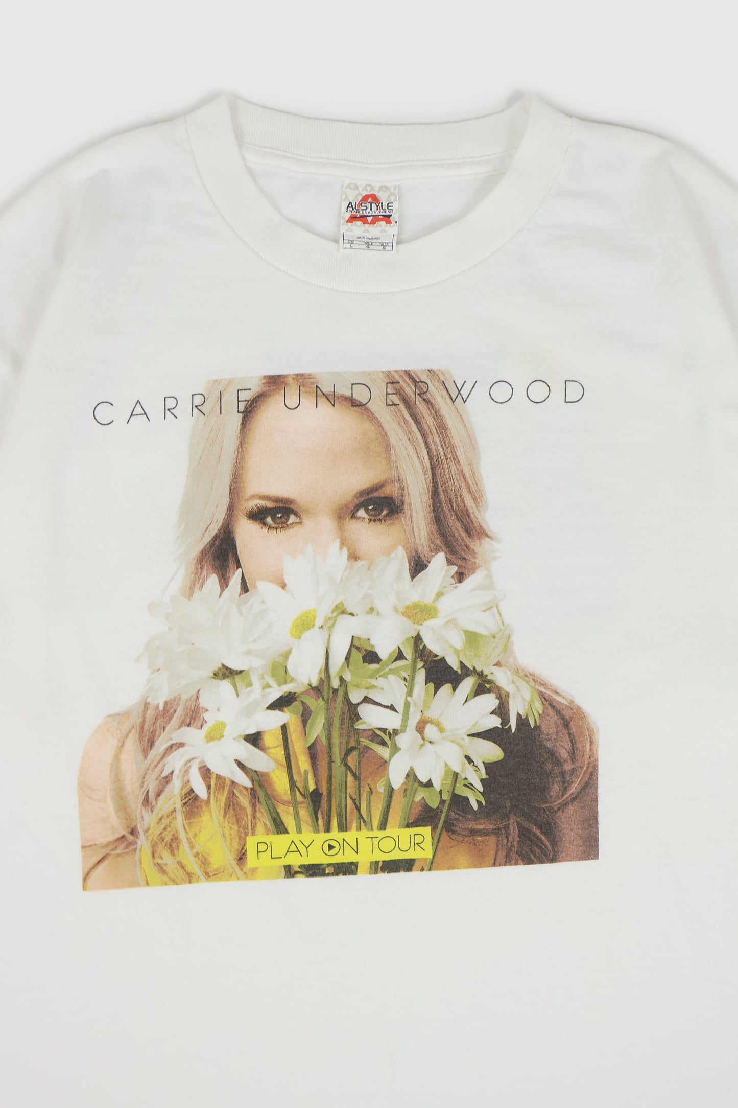 Vintage Carrie Underwood 2010 Play On Tour Tee