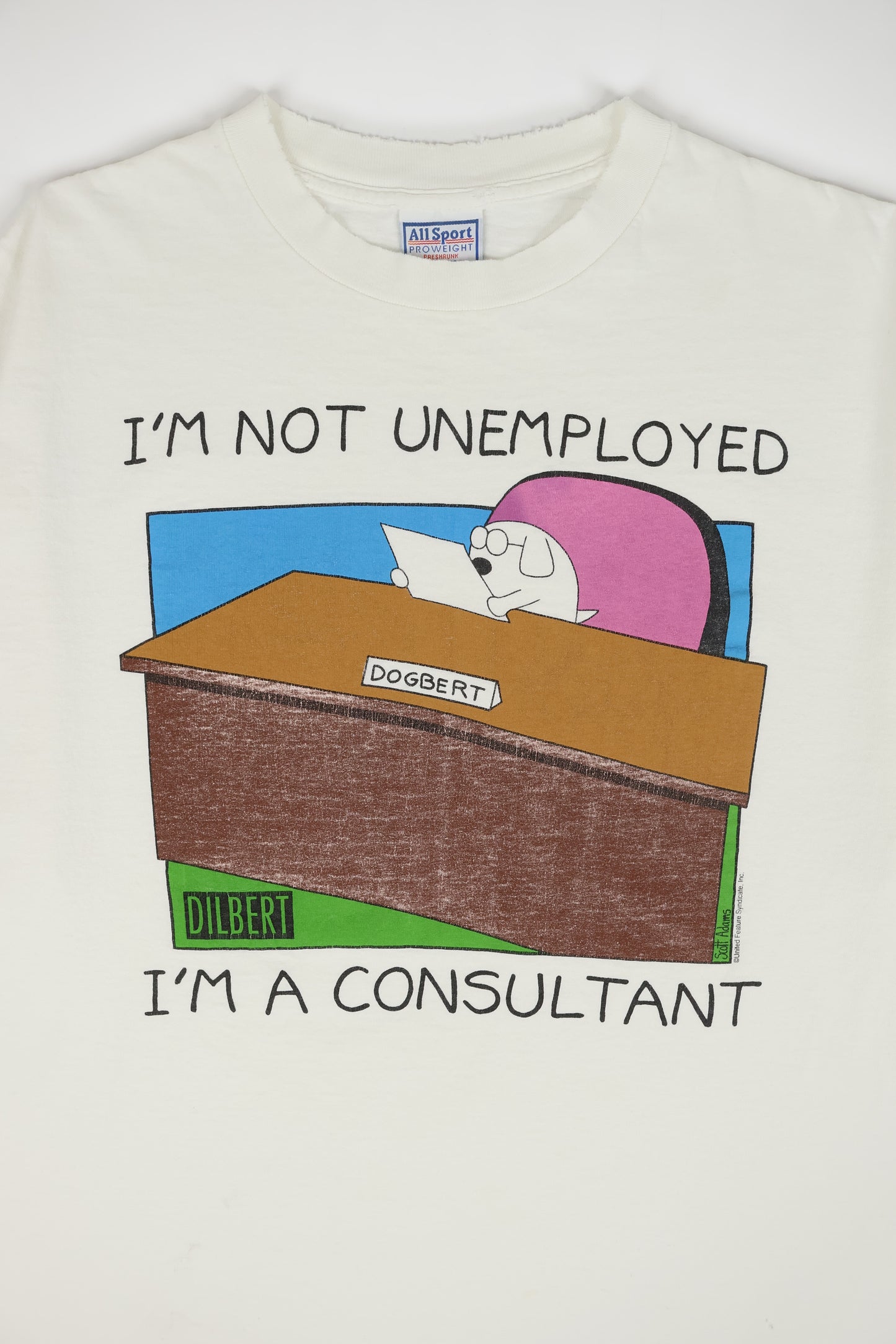 Vintage Dilbert I'm a Consultant Tee Image 1