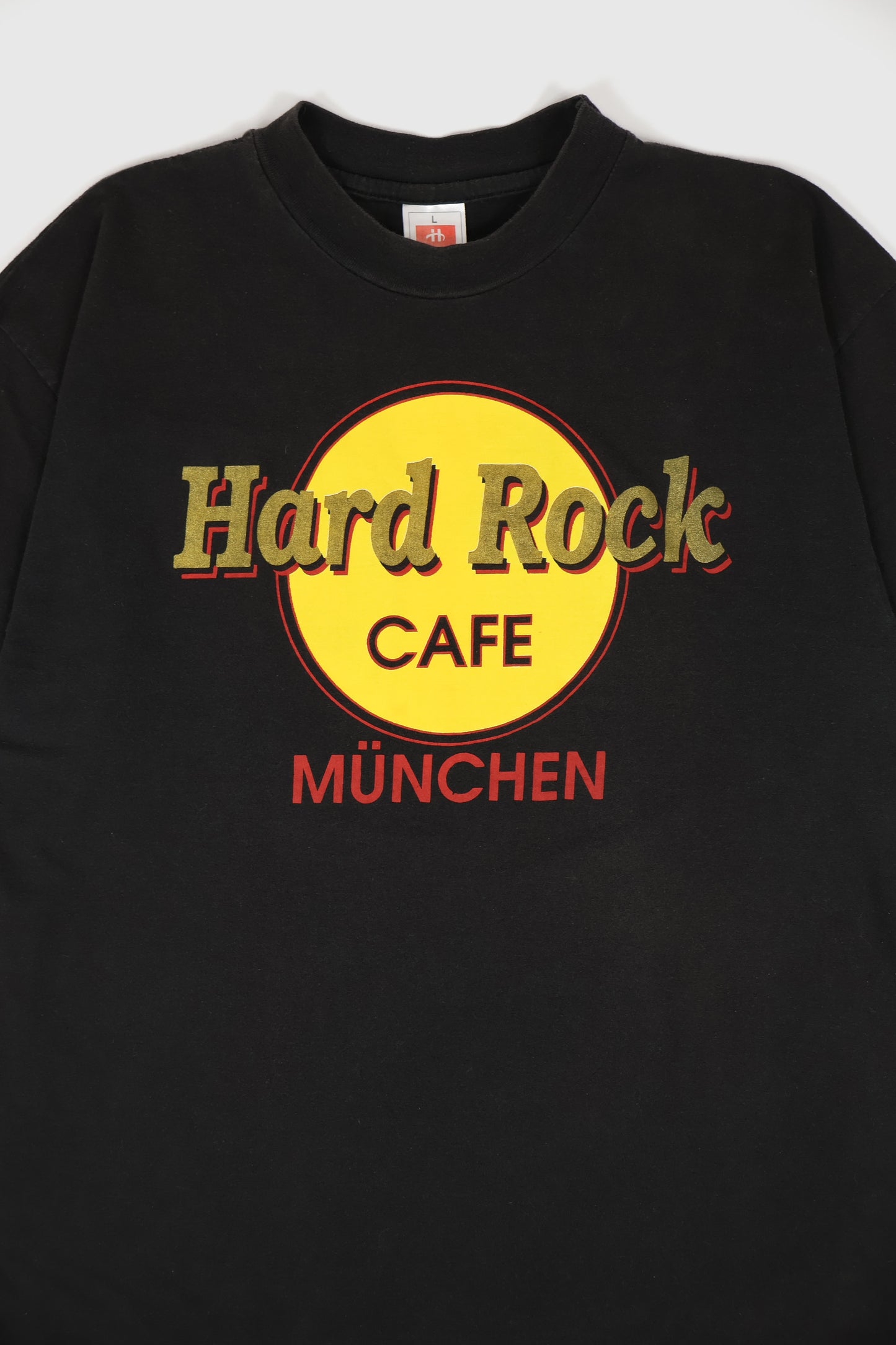 Vintage Hard Rock Café Munchen Tee Image 1