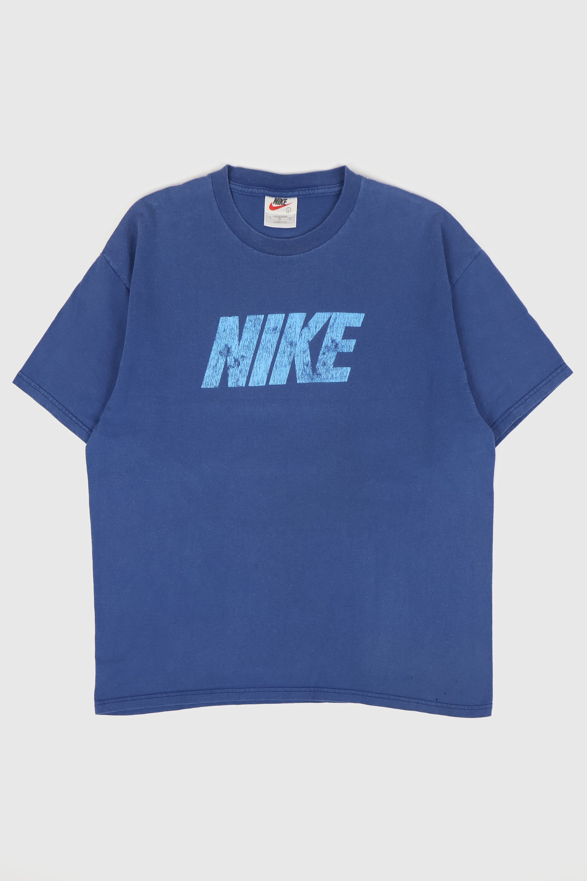 Vintage Nike Tee Image 0