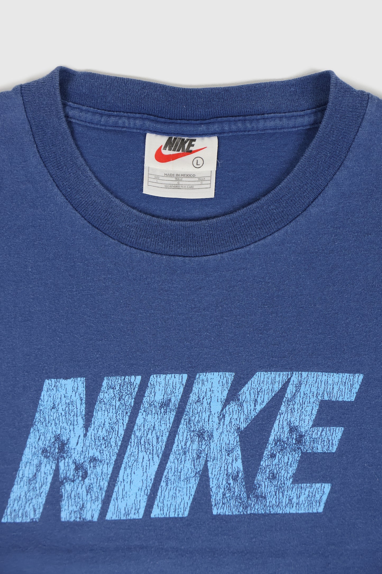 Vintage Nike Tee Image 2