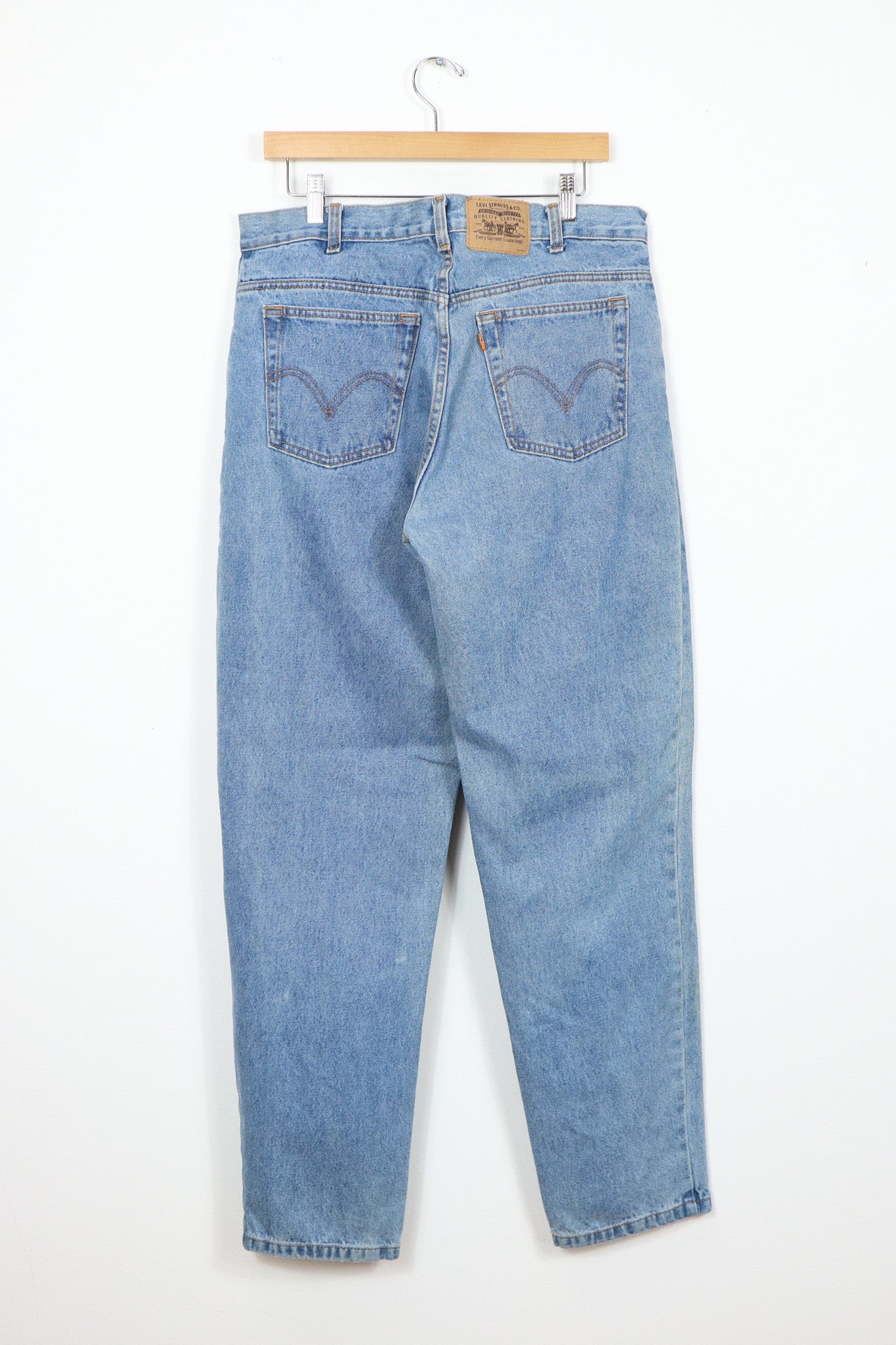 Vintage Levi's Orange Tab Relaxed Tapered Fit Jeans