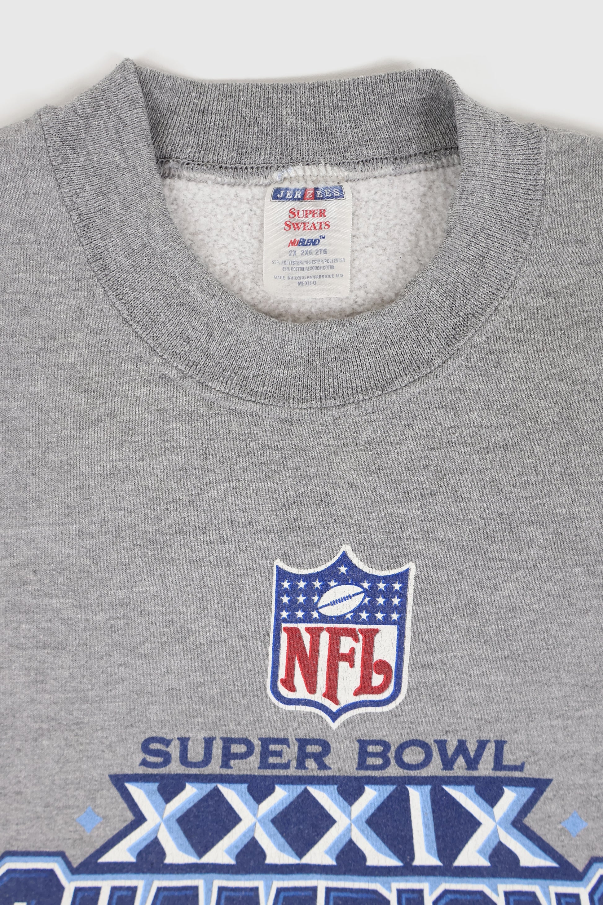 Vintage New England Patriots Super Bowl XXXIX Champions Crewneck Image 2