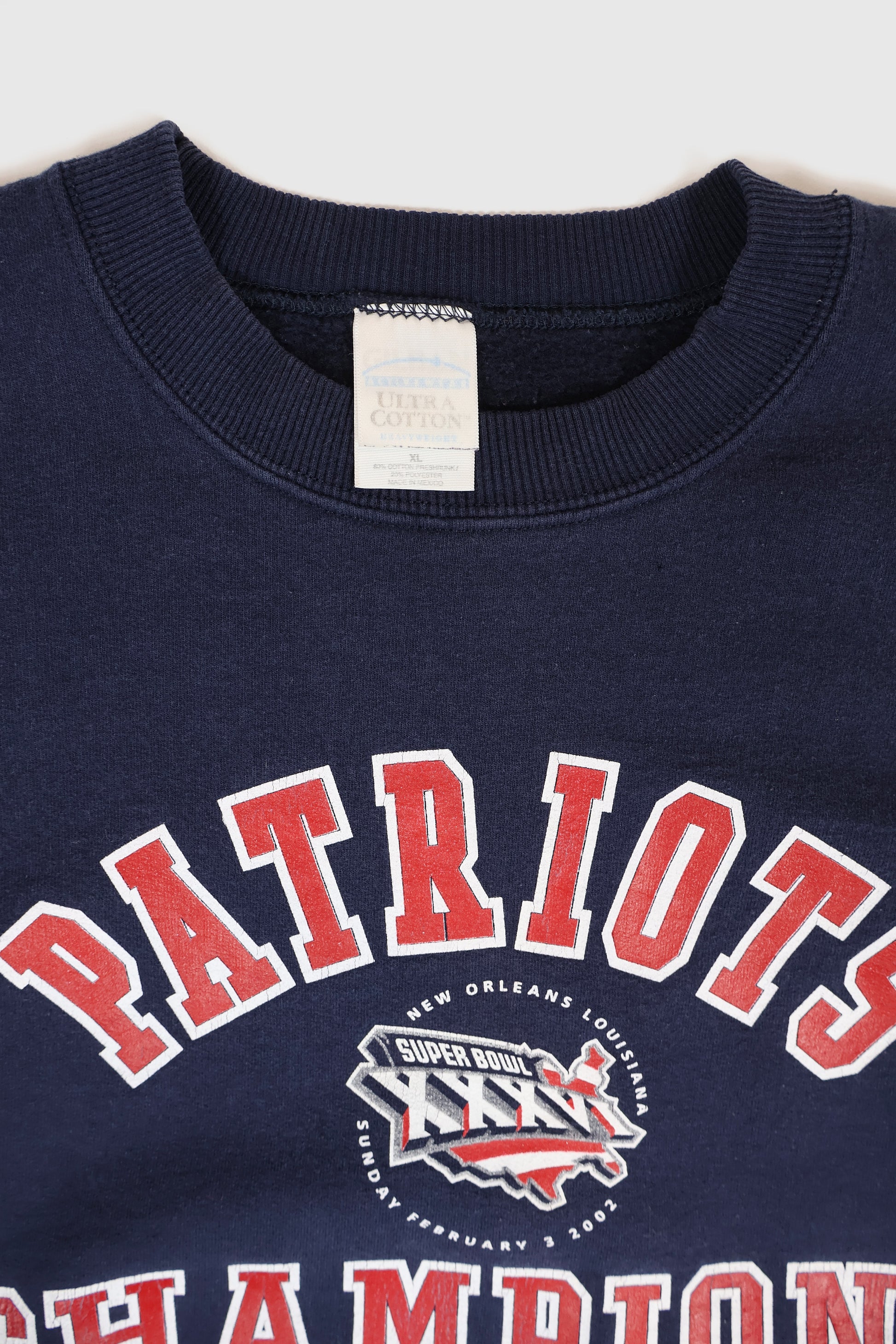 Vintage New England Patriots Super Bowl XXXVI Champions Crewneck Image 2