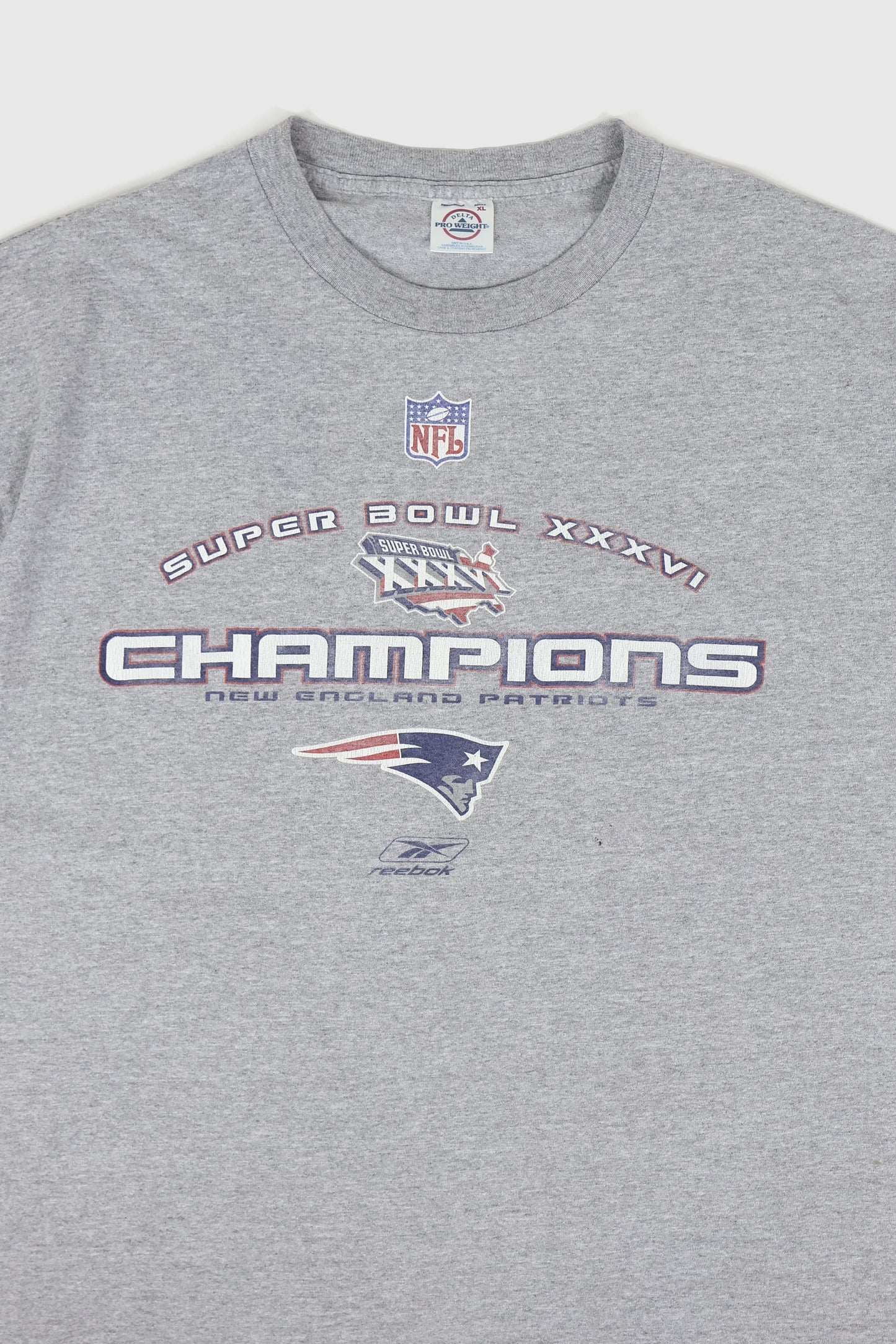 Vintage New England Patriots Super Bowl XXXVI Champions Tee