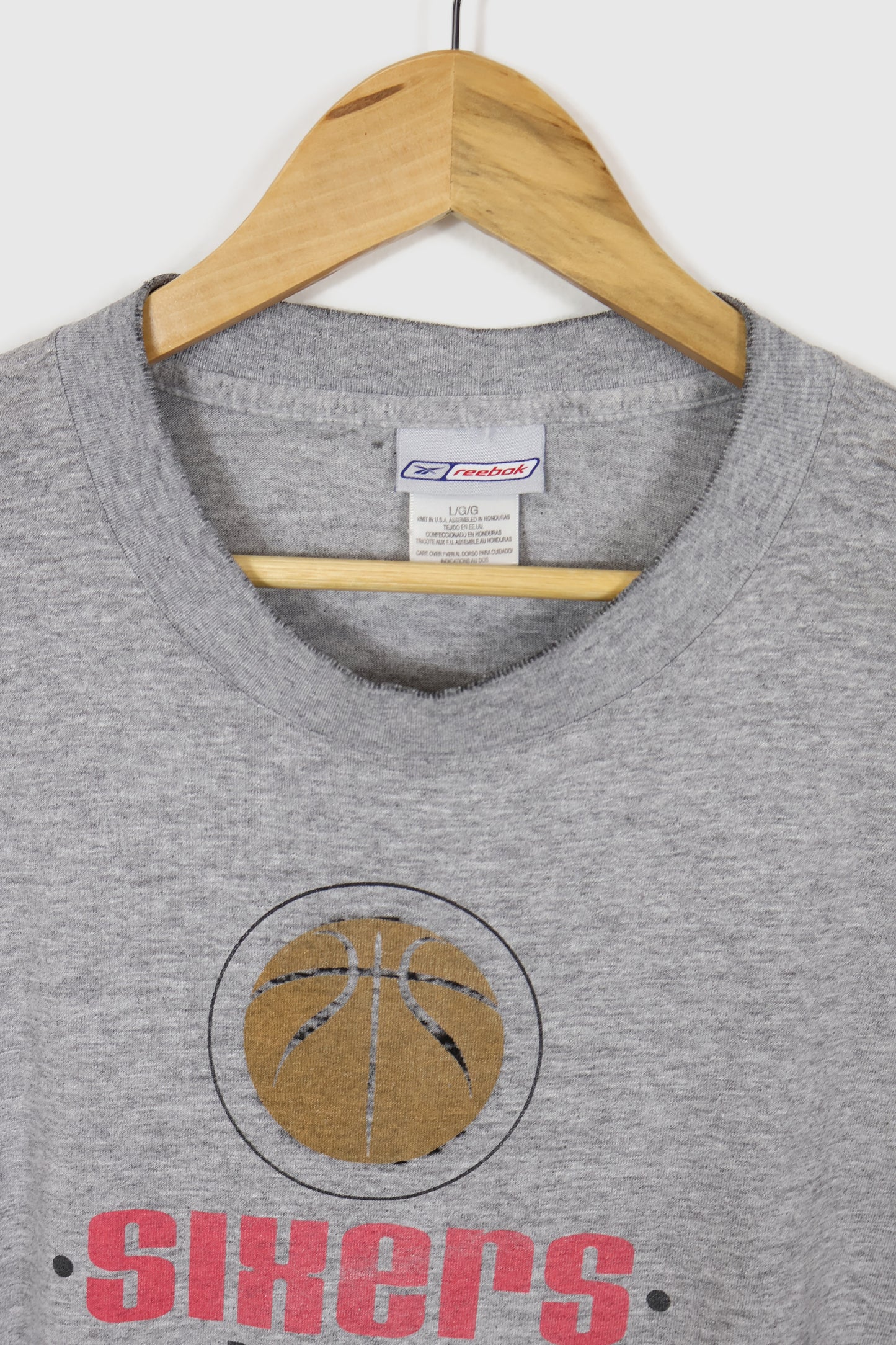 Vintage Philadelphia Sixers Basketball Tee