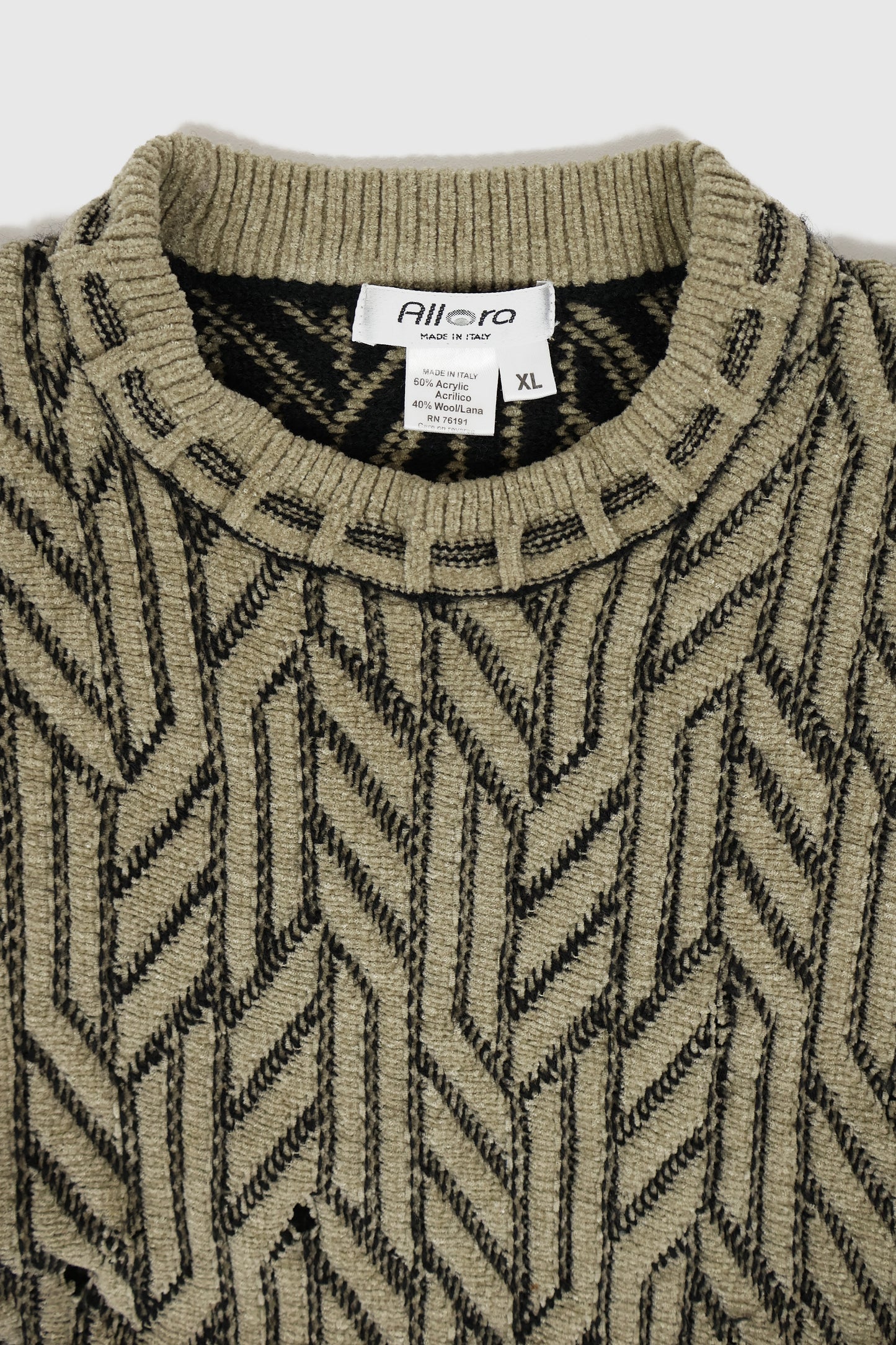 Vintage Sweater 01