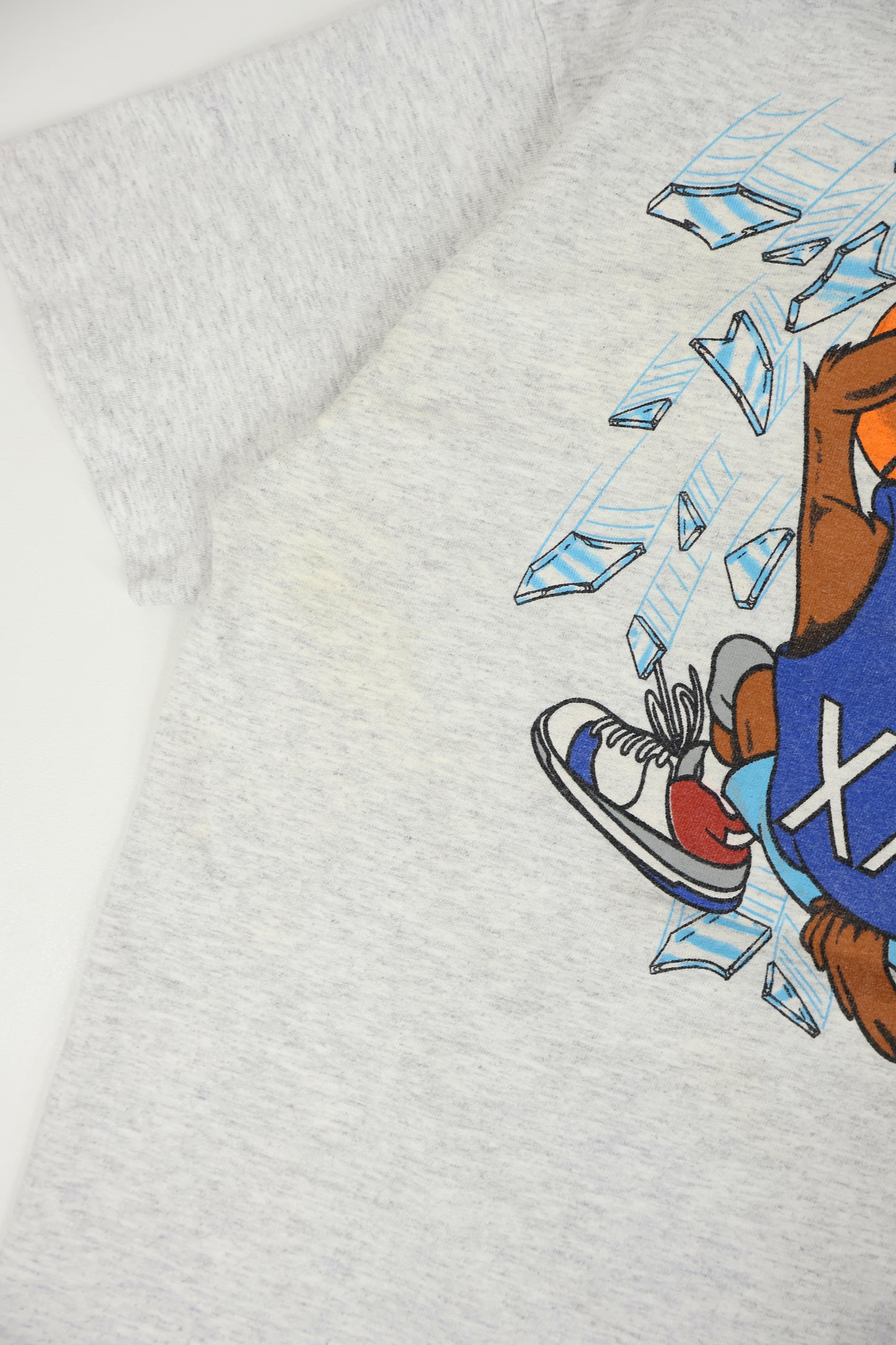 Vintage Taz Basketball Tee Image 4