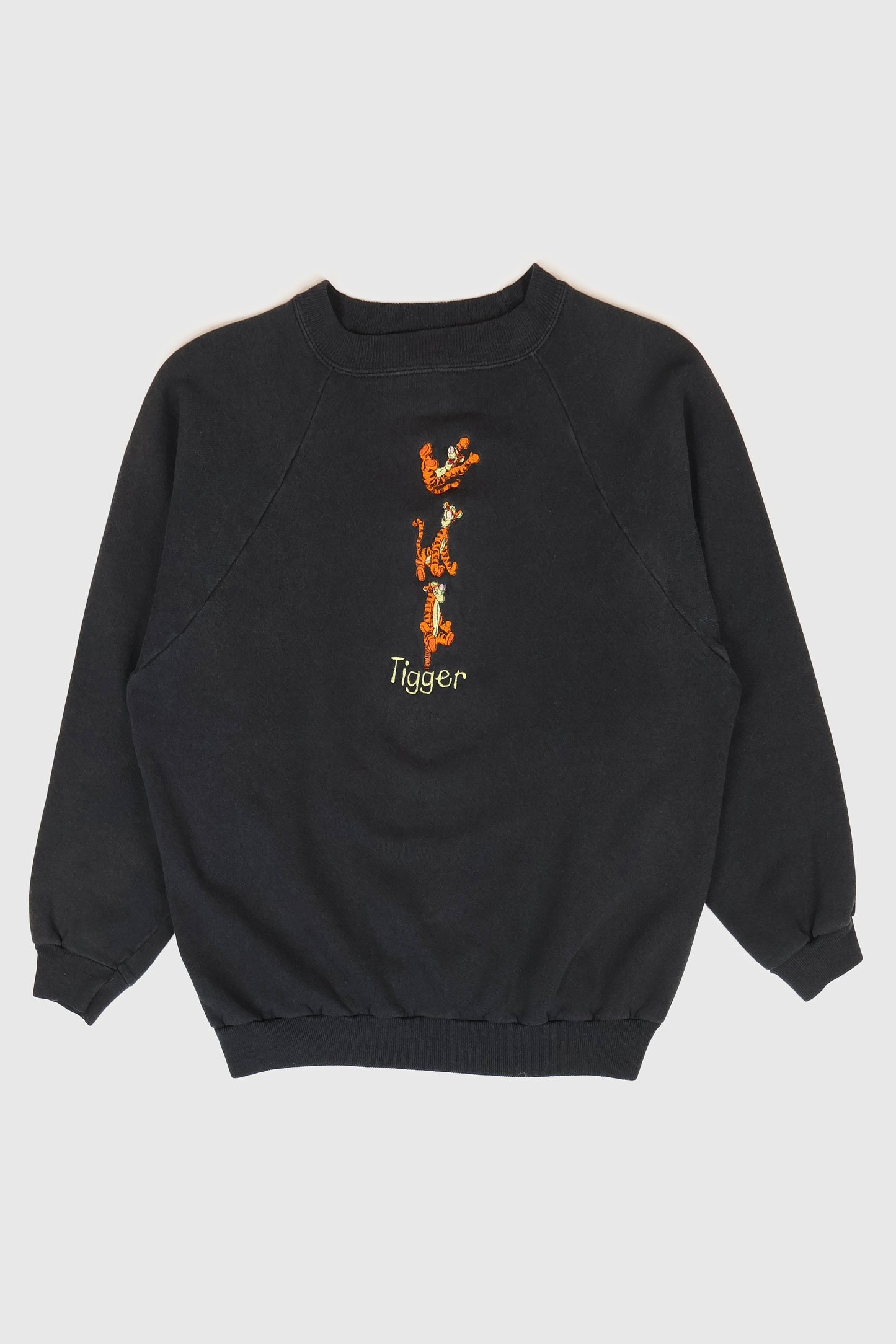 Vintage Embroidered Tigger Crewneck Image 0