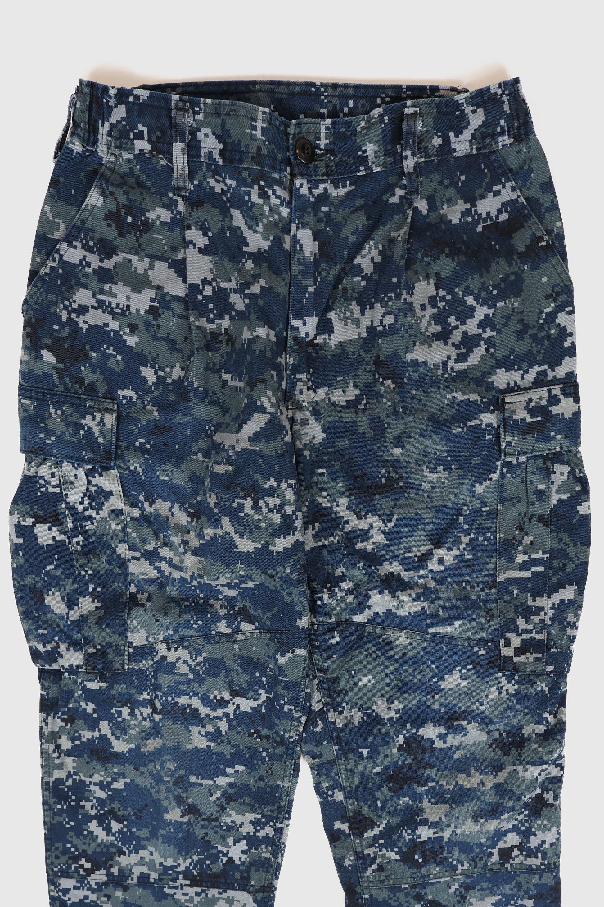 Vintage Winter Camo Pants Image 2