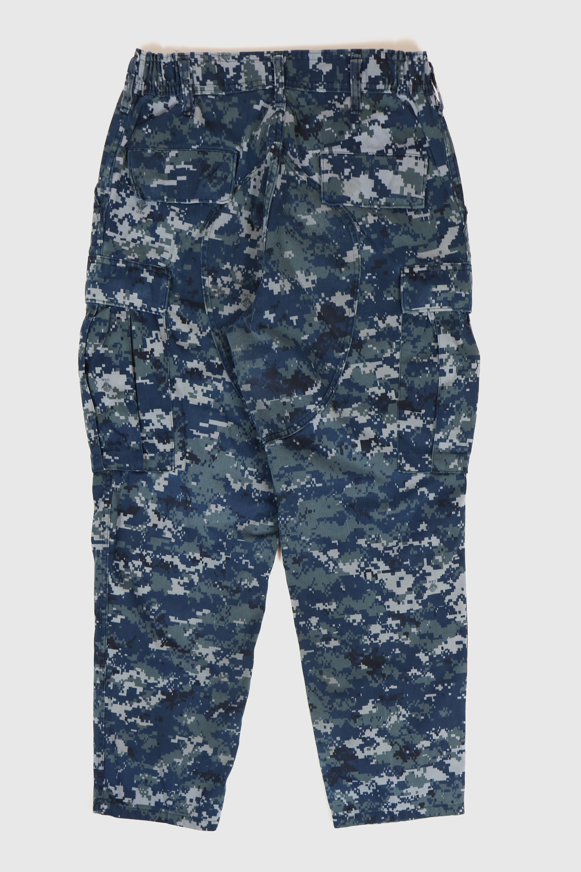 Vintage Winter Camo Pants Image 1