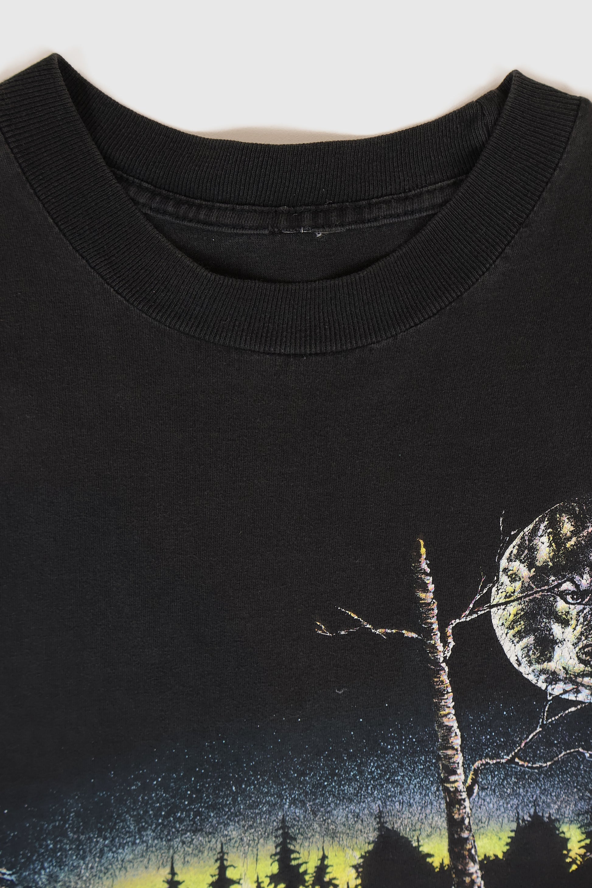 Vintage Wolf Tee Image 2