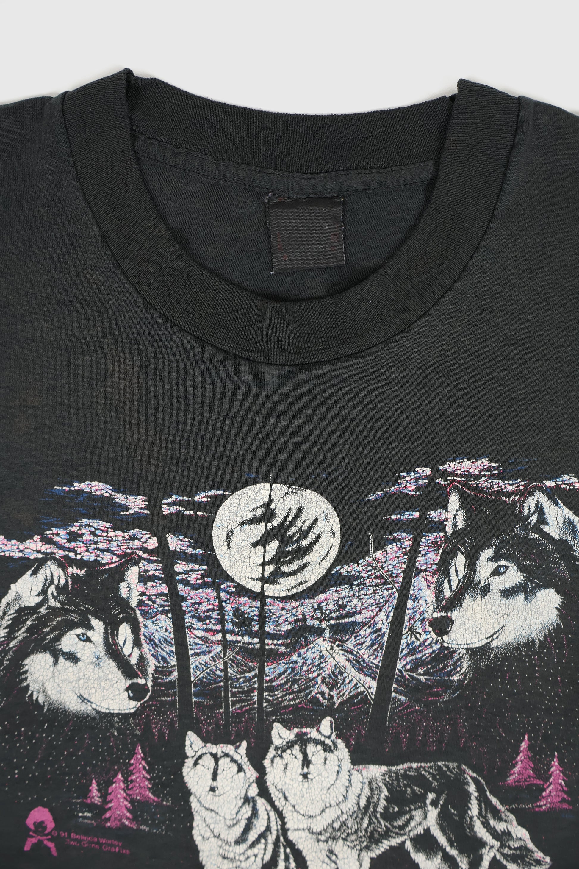 Vintage Wolf Tee Image 2