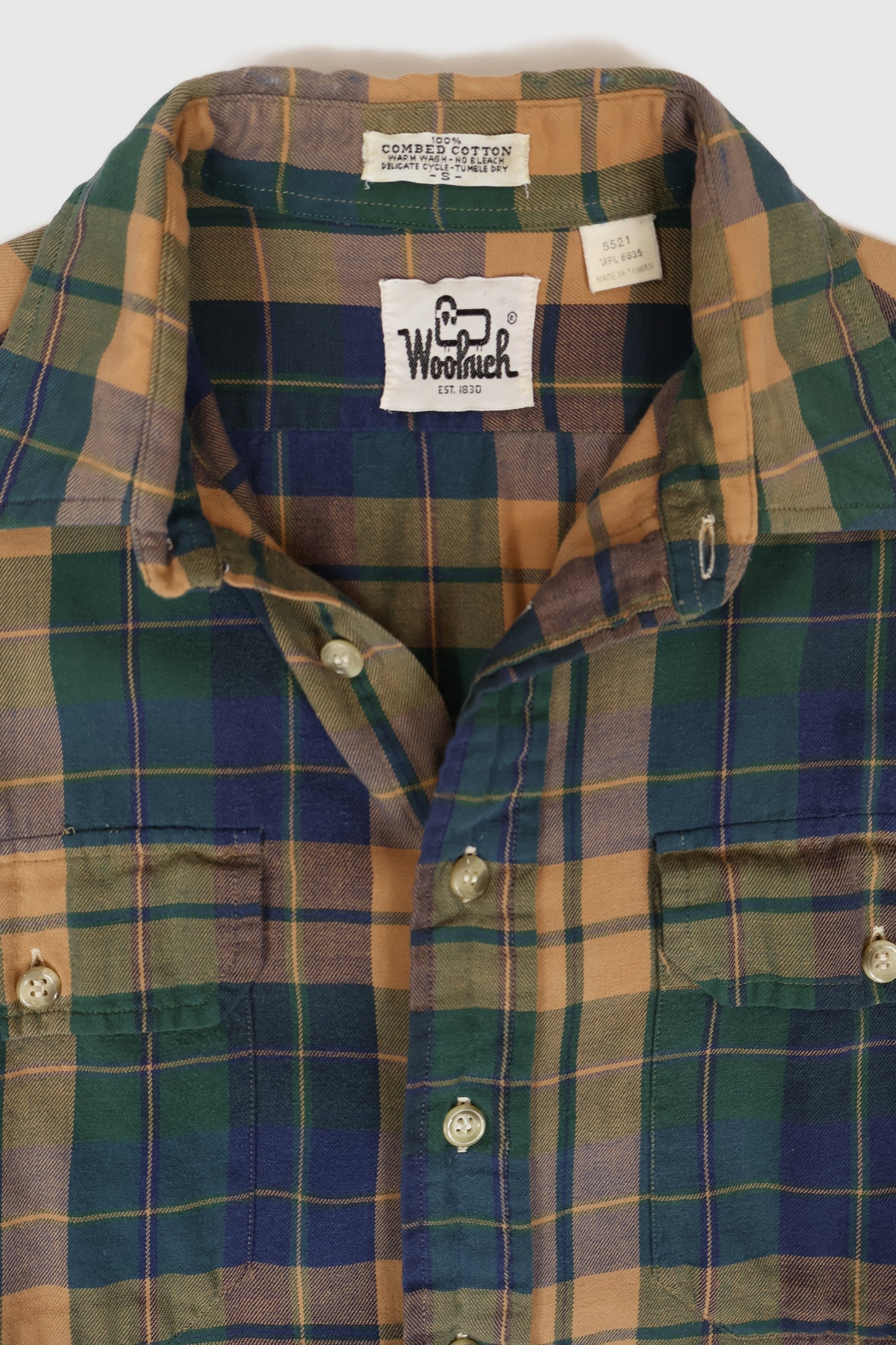 Vintage Woolrich Button-Down Shirt Image 2