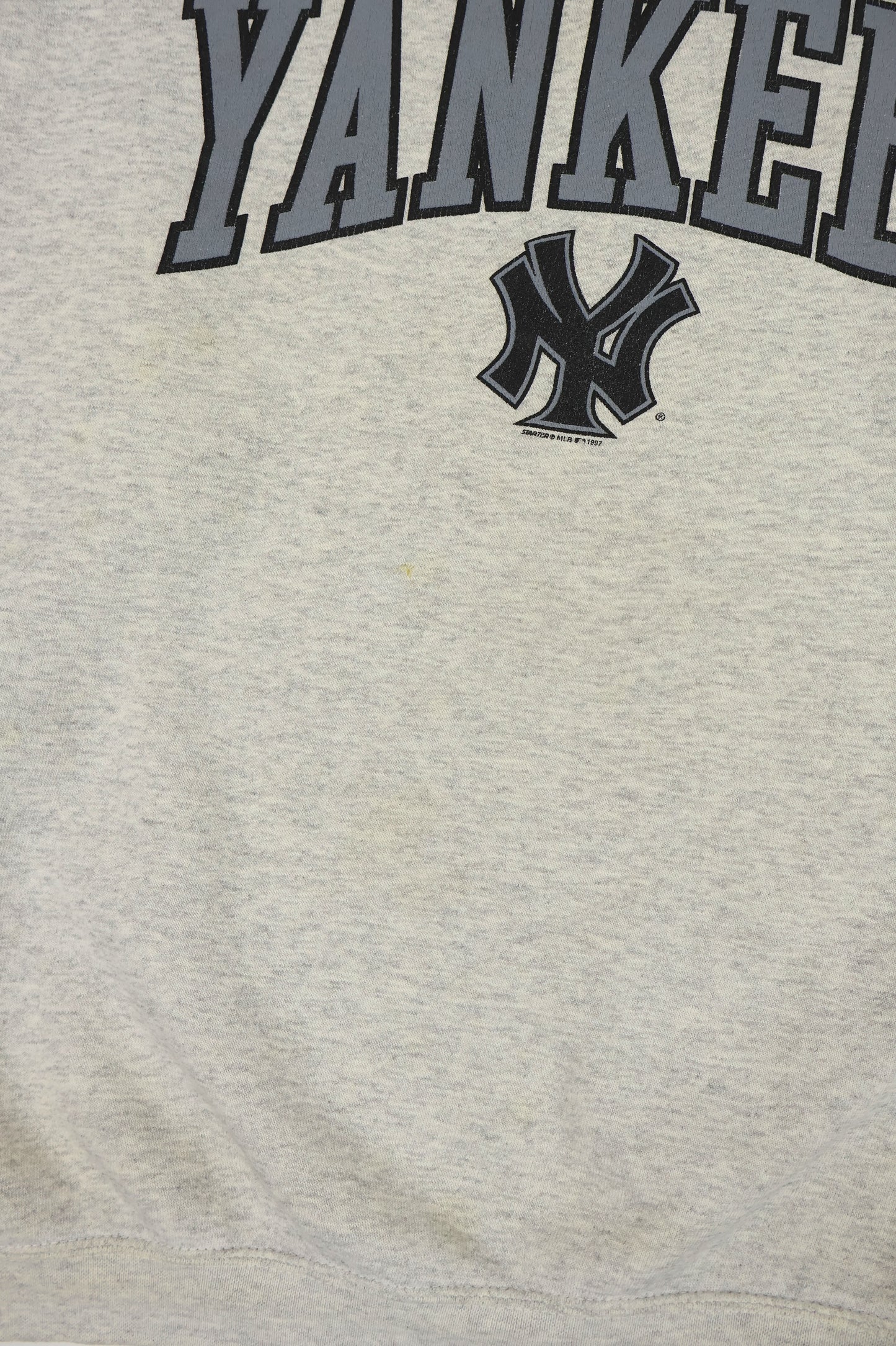 Vintage New York Yankees Crewneck Image 3