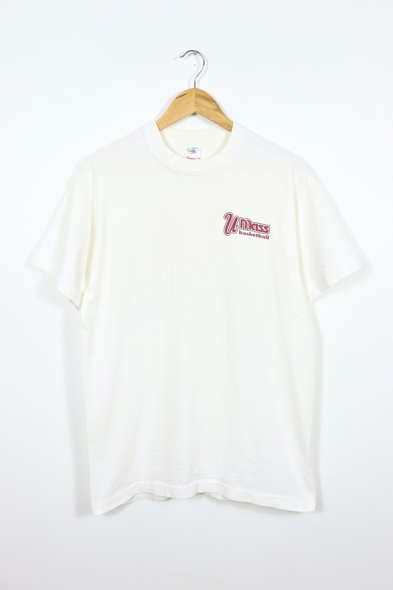 Vintage UMass Basketball Tee