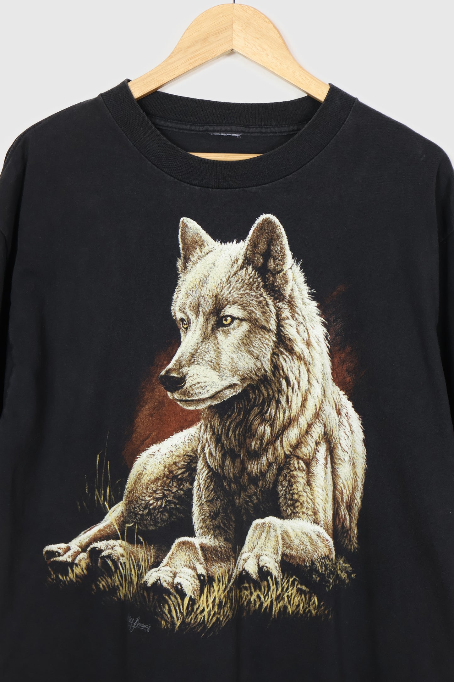 Vintage Wolf Tee